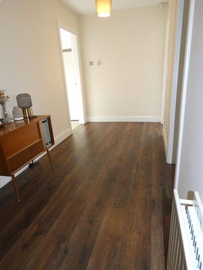 3 Oakley Park