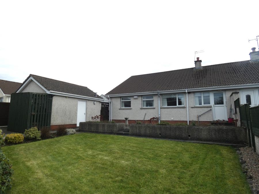 16 Greenhill Drive