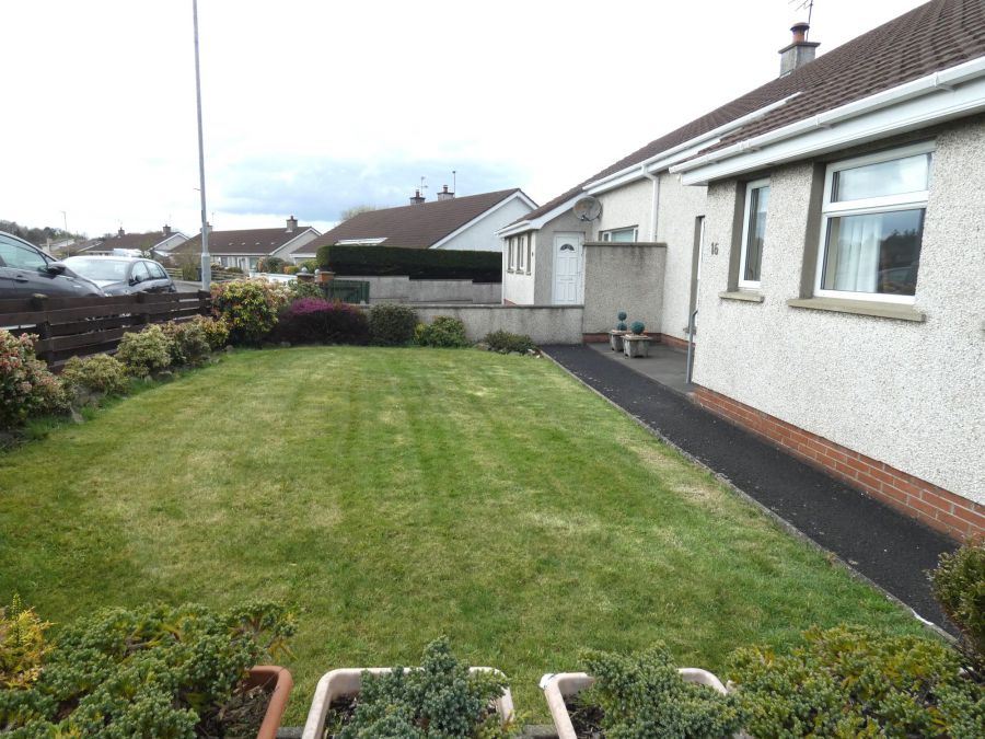 16 Greenhill Drive