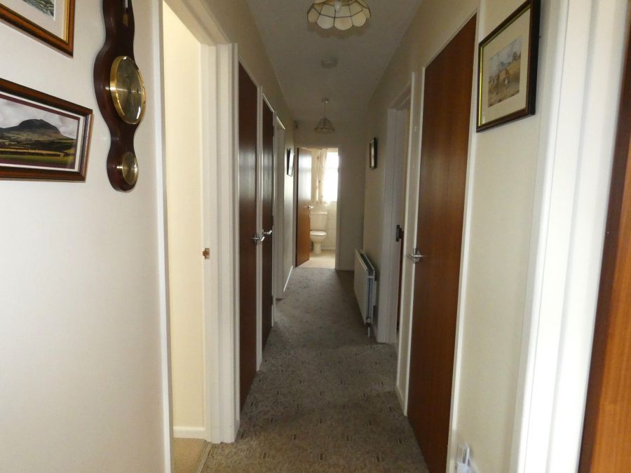16 Greenhill Drive