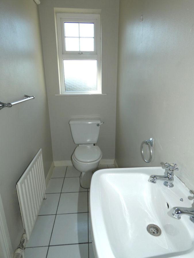 12 Kirkview Close