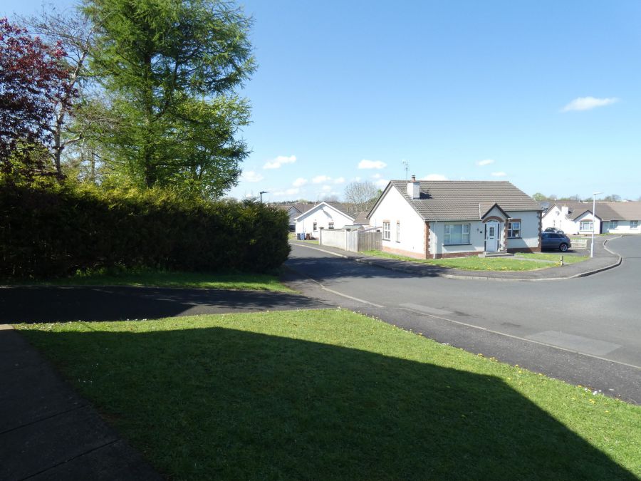 12 Kirkview Close