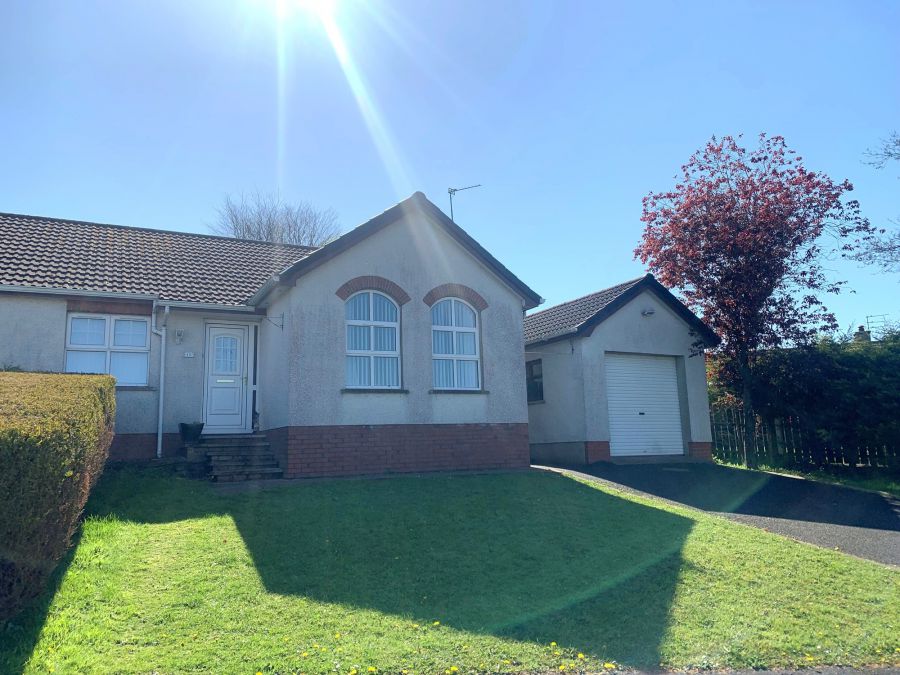 12 Kirkview Close