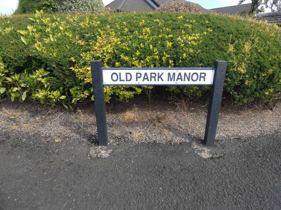 33 Old Park Manor