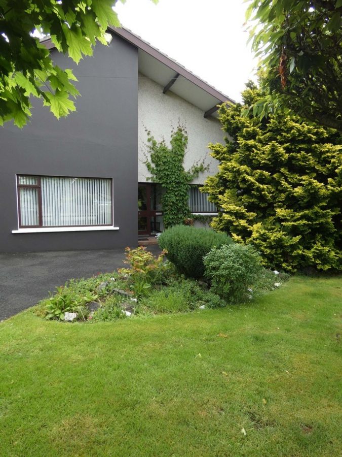 8 Beech Hill