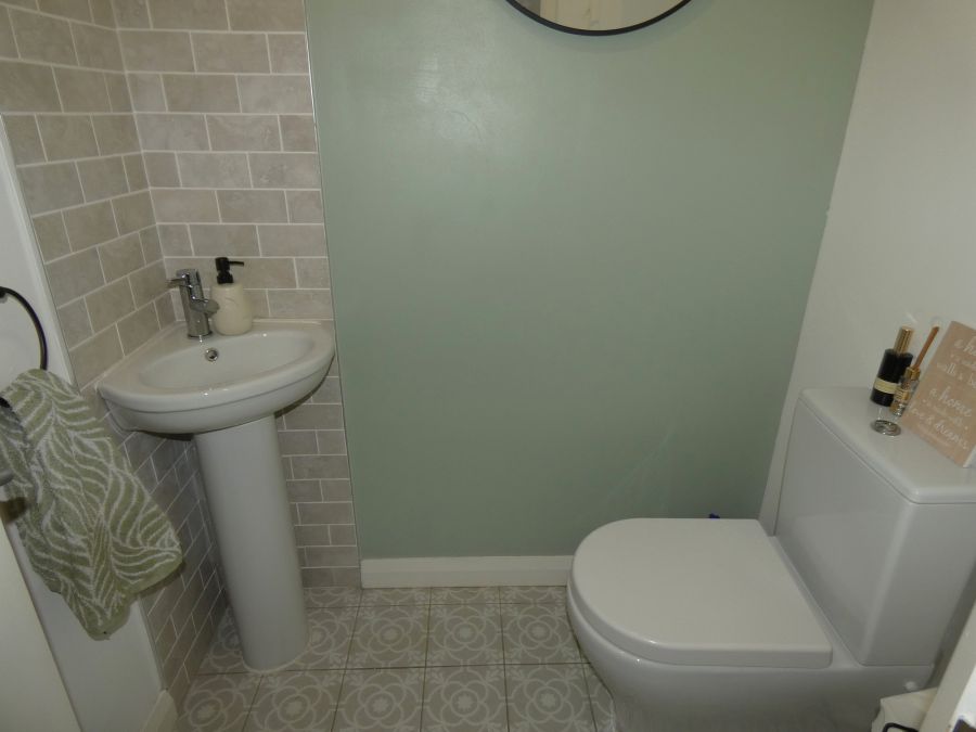 3 Millbrooke Close