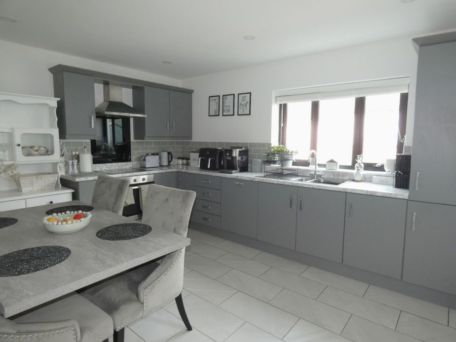 3 Millbrooke Close