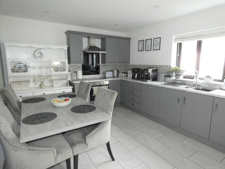 3 Millbrooke Close