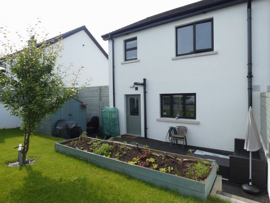 3 Millbrooke Close