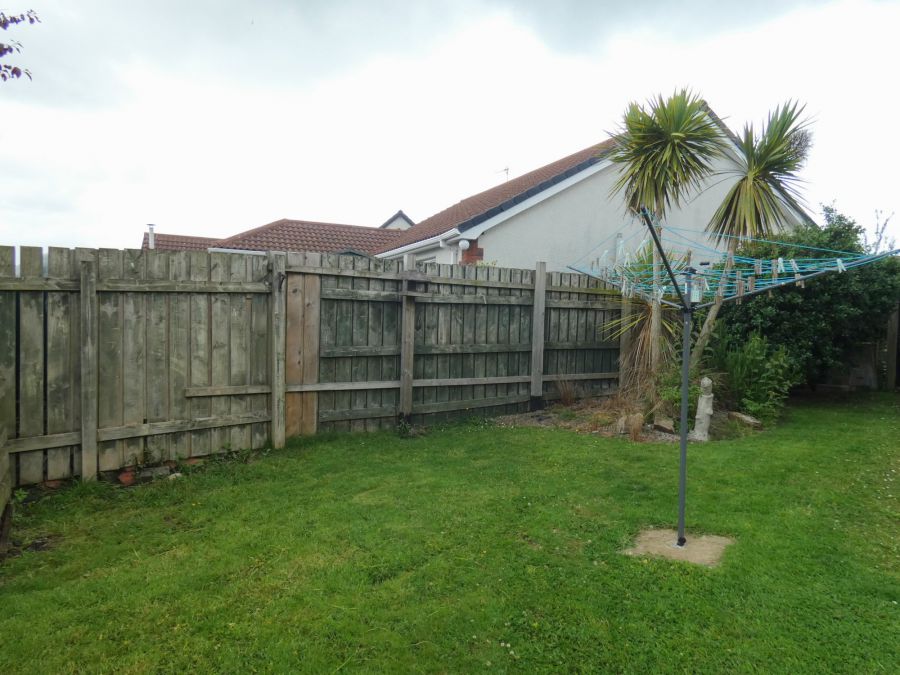 10 Castlehill Crescent