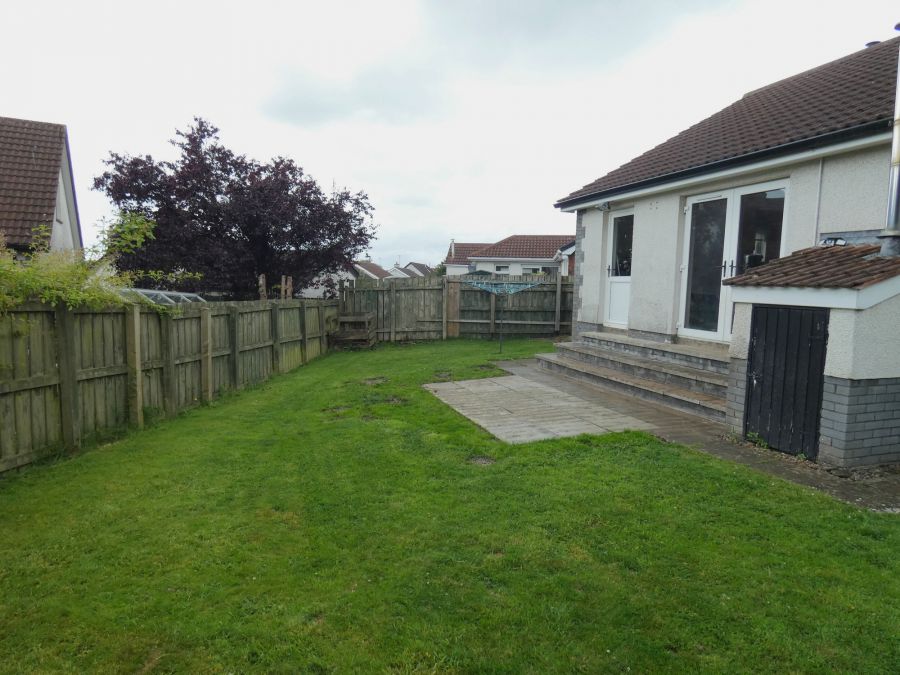 10 Castlehill Crescent