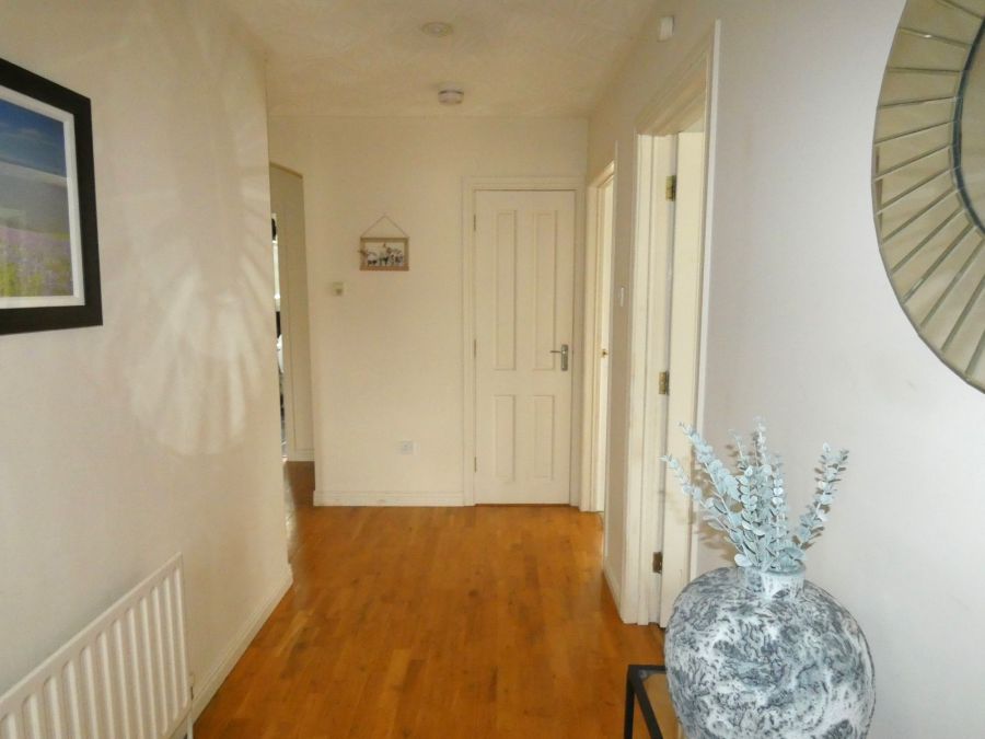 10 Castlehill Crescent