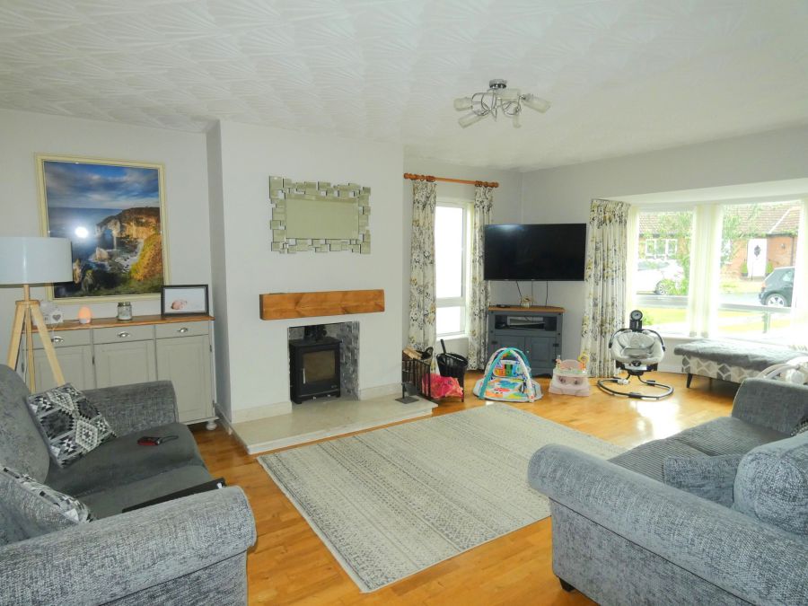 10 Castlehill Crescent