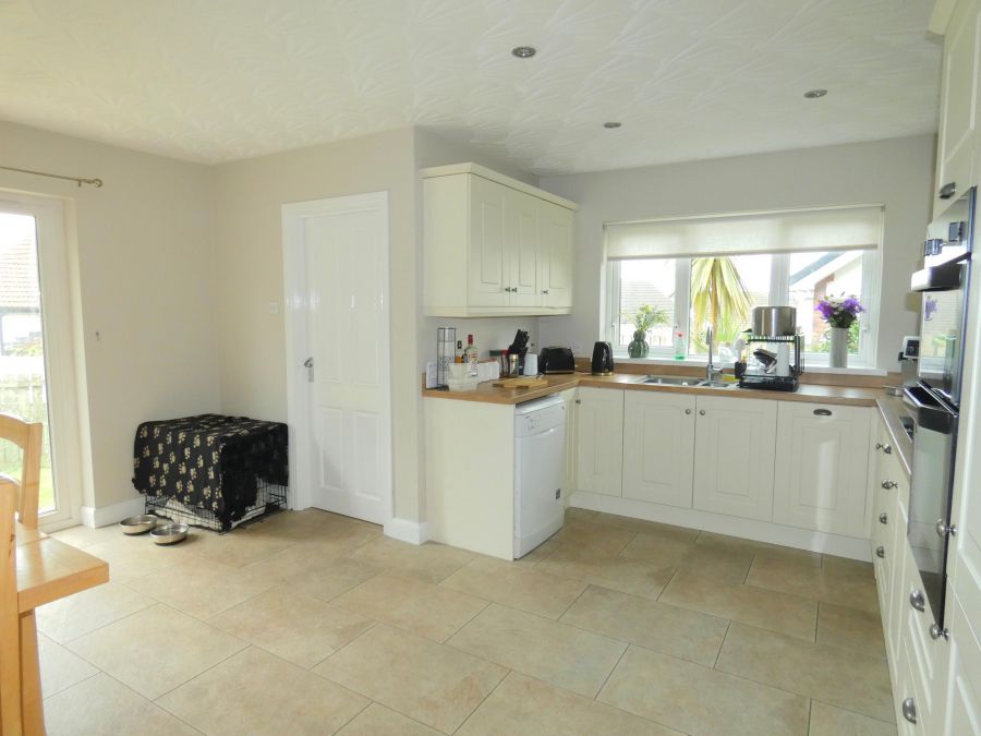 10 Castlehill Crescent