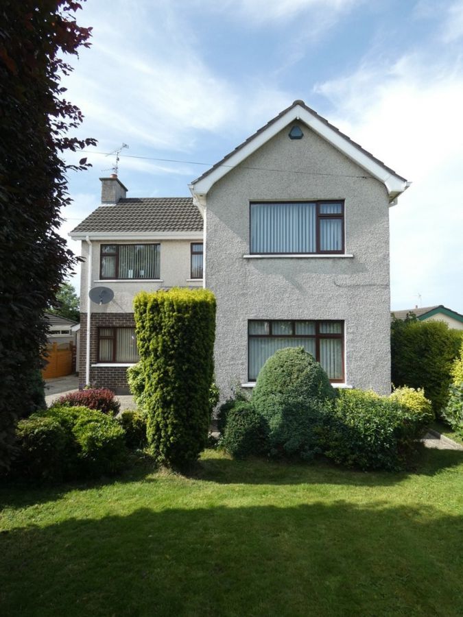 12 Kilraughts Road