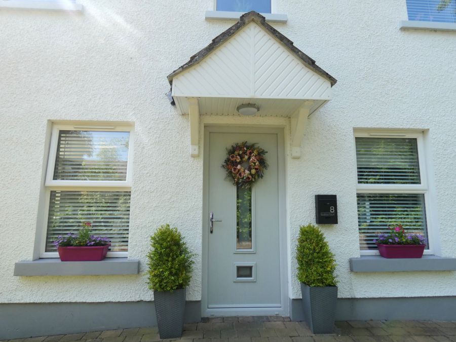 8 Swallow Court