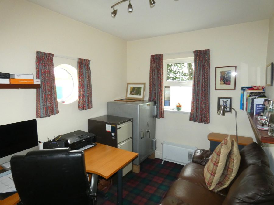 Seacon House , 36 Seacon Park