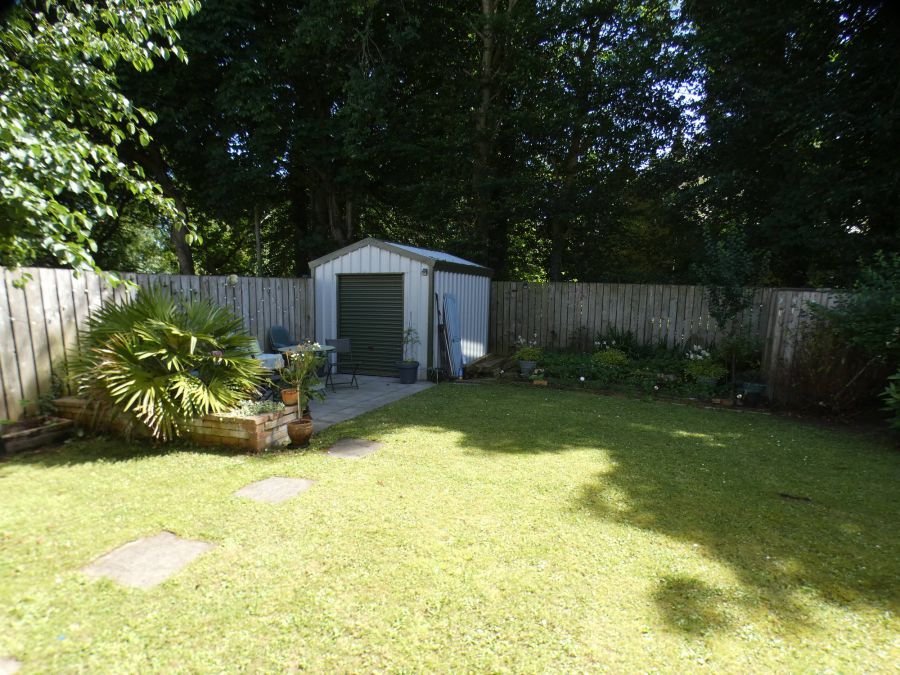 34 Castlewood Park