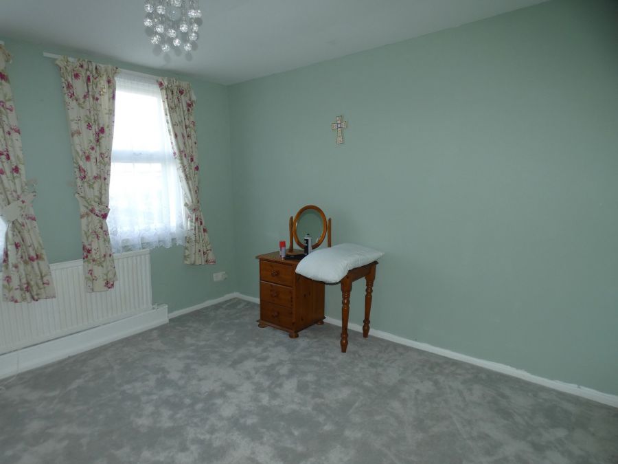 8 Mcclelland Park