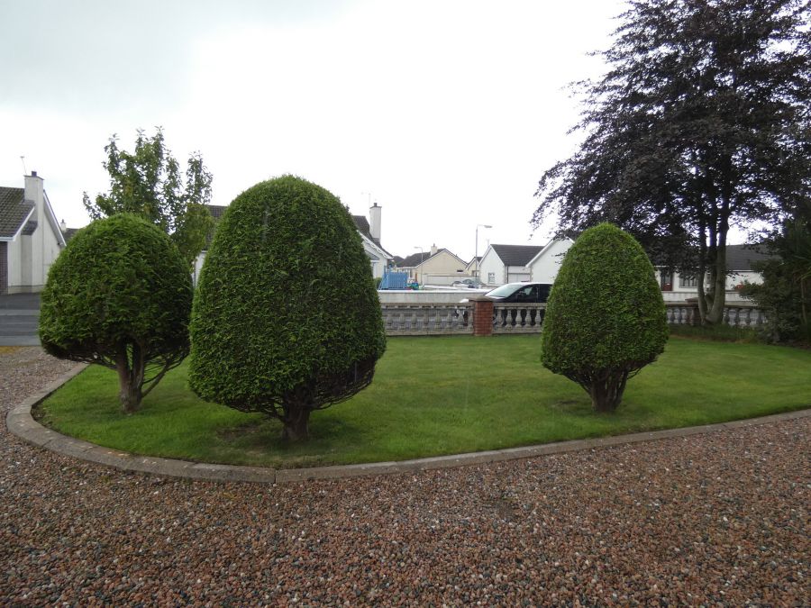 8 Ballynacree Avenue