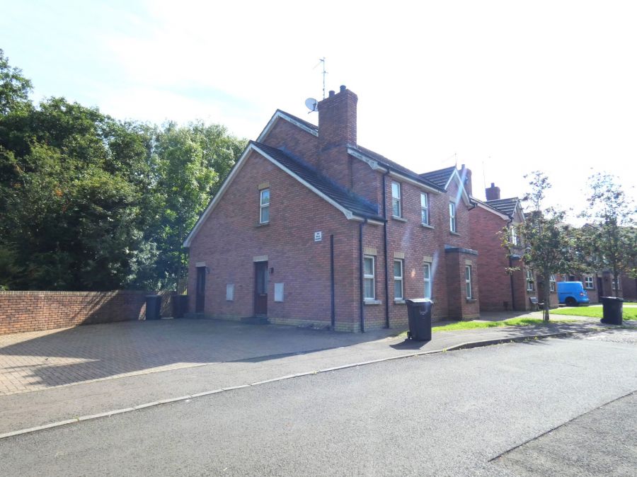 19 Andena Grange