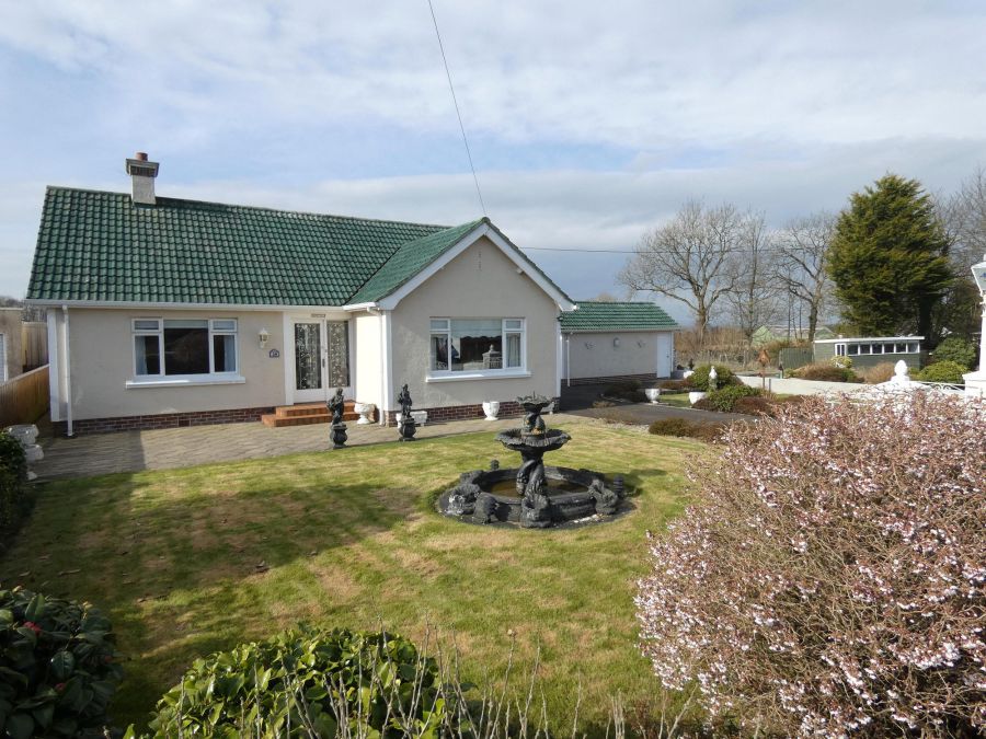 Montana, 39  Finvoy Road