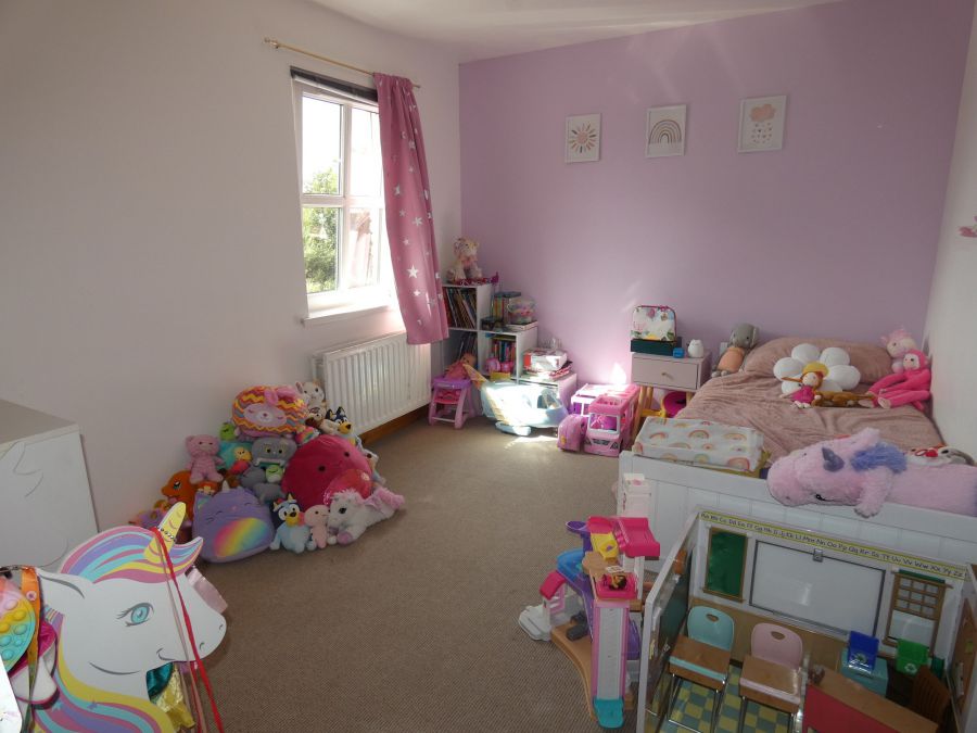 39 Nursery Avenue
