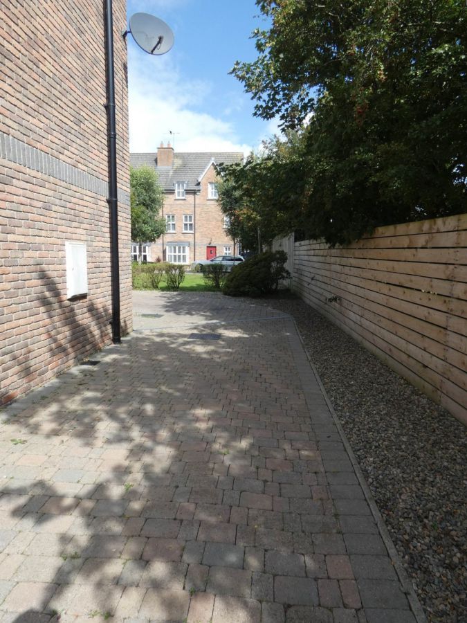 39 Nursery Avenue