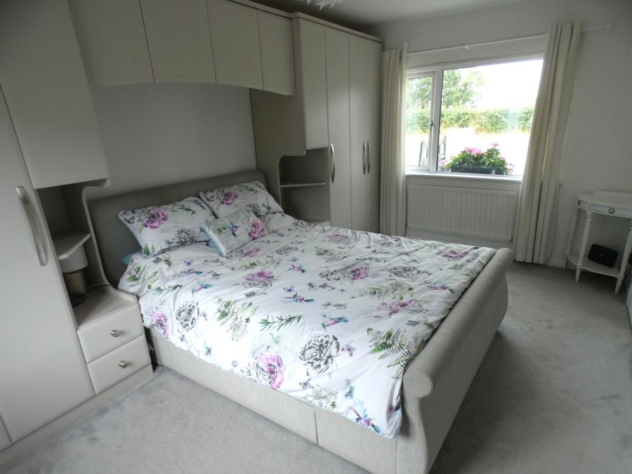 162 Curragh Road 162 Curragh Road