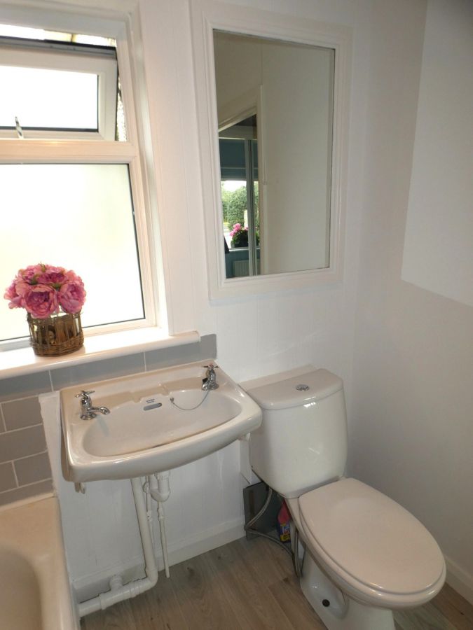 162 Curragh Road 162 Curragh Road