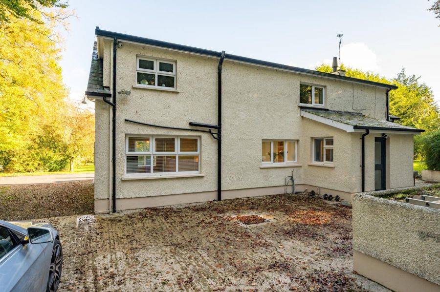 51 Curragh Road