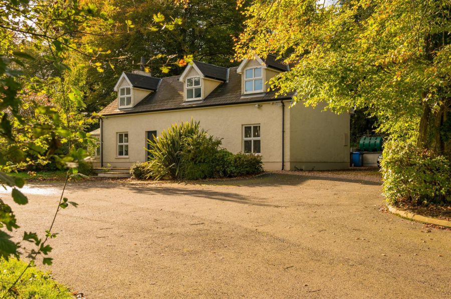 51 Curragh Road