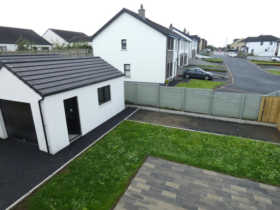 15 Bravallen Crescent