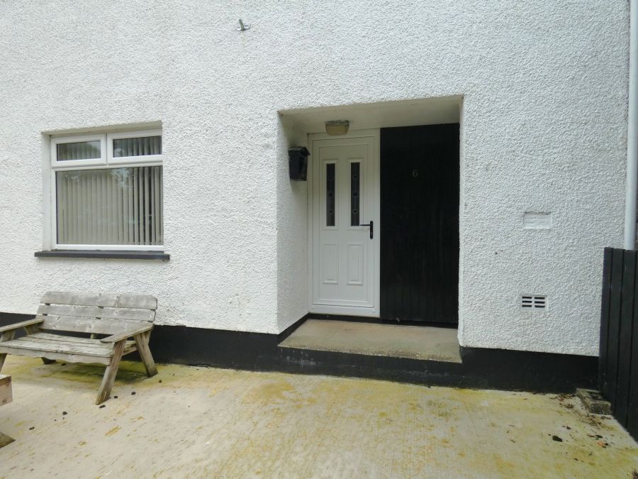 6 Carnany Park