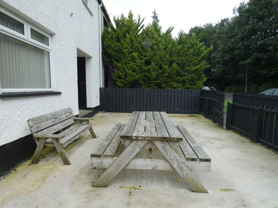 6 Carnany Park