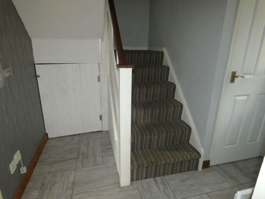 6 Carnany Park