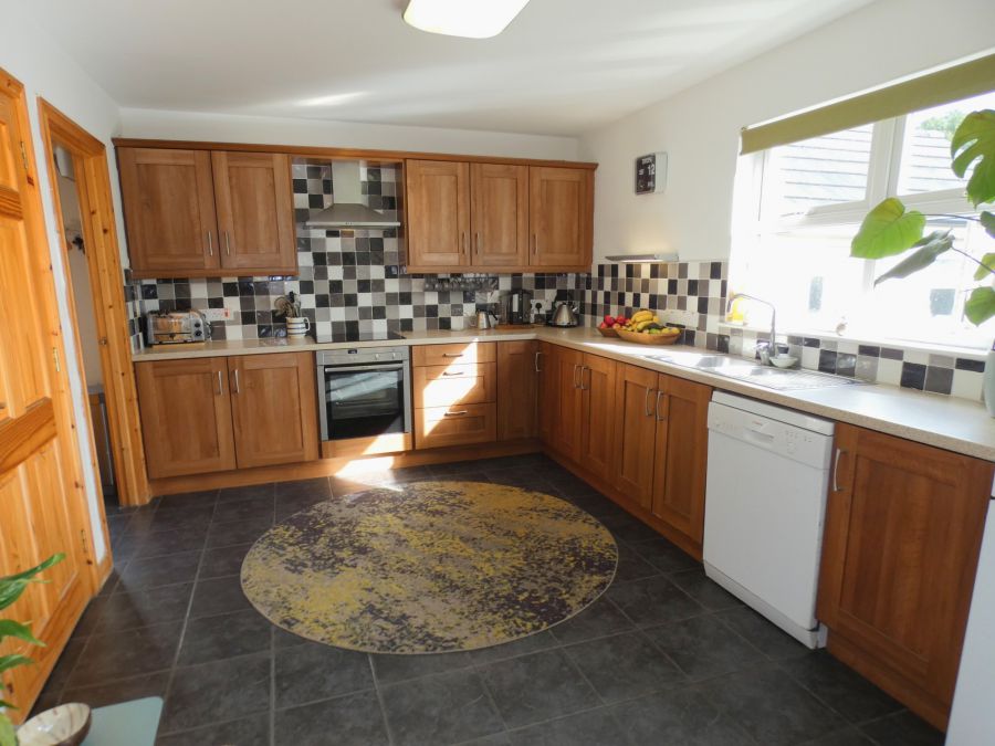 1 Castlewood Crescent