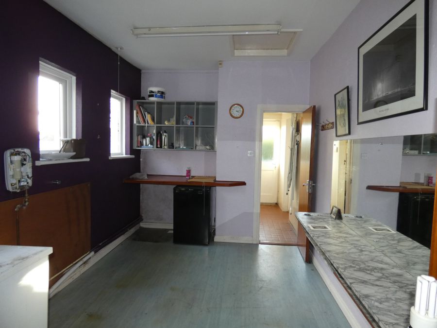 42 Newal Road