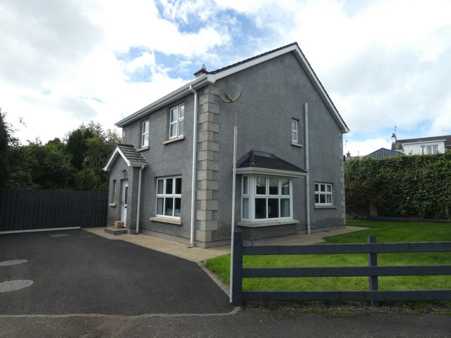 9 Loughview Park