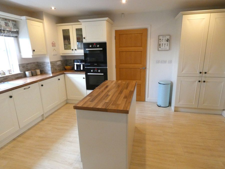 37 Ballycregagh Road