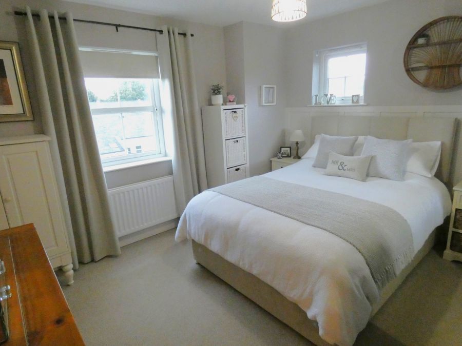 37 Ballycregagh Road