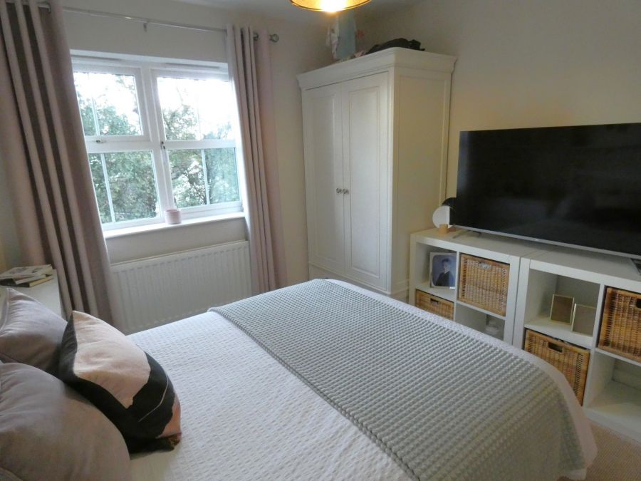 37 Ballycregagh Road