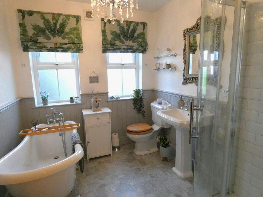 37 Ballycregagh Road