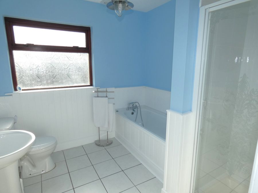 5 Castlehill Way