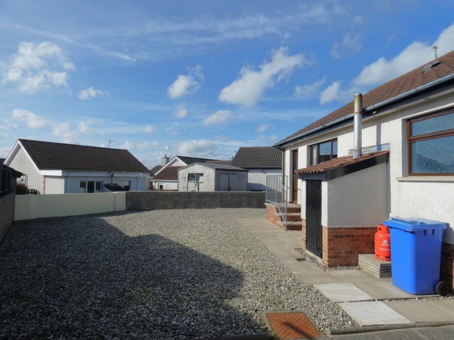 5 Castlehill Way