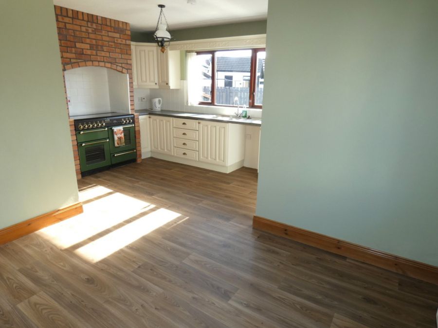 5 Castlehill Way
