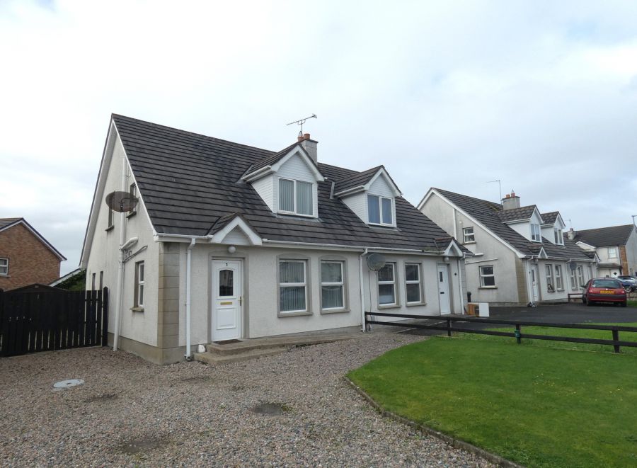 3 Raceview Drive