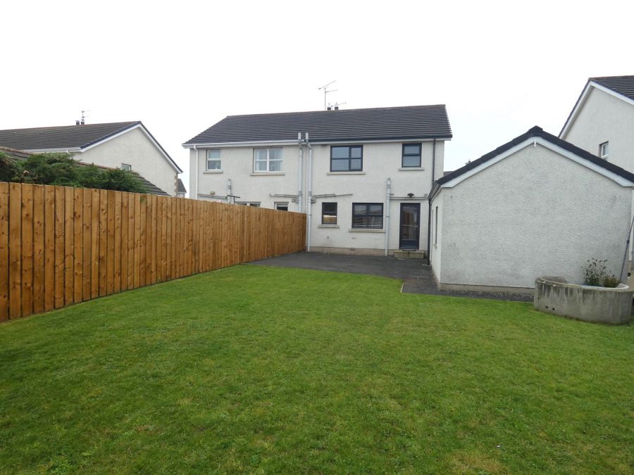 39 Berryfields Park