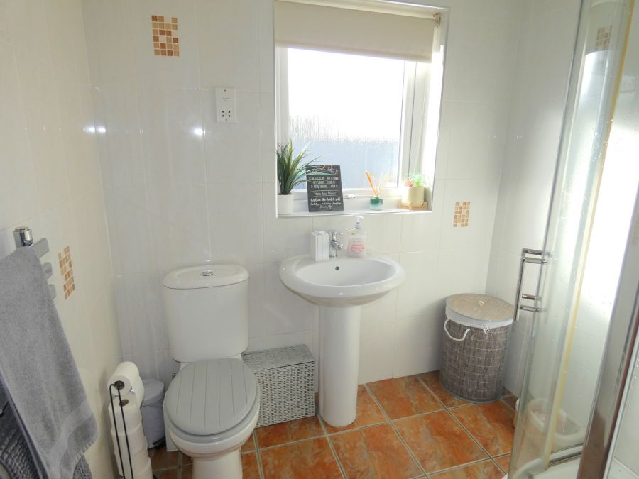 169 Castlecat Road 169 Castlecat Road