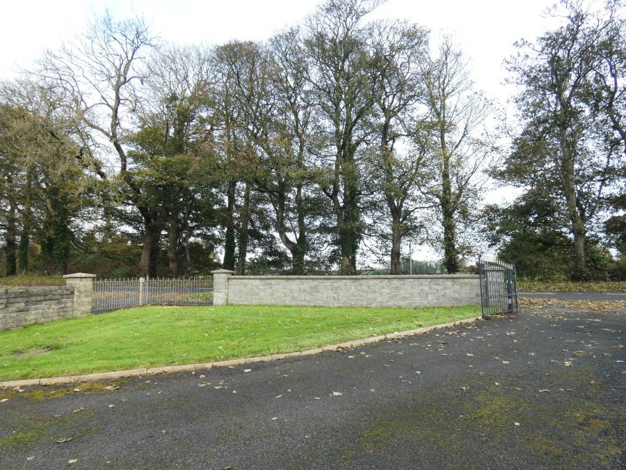 169 Castlecat Road 169 Castlecat Road